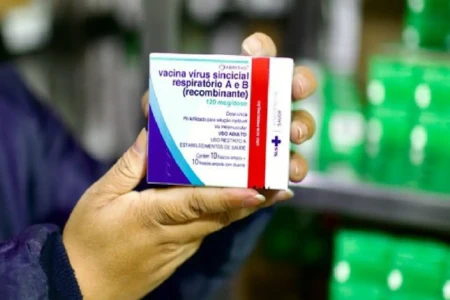 Imagem mostra caixa do medicamento destinado às gestantes