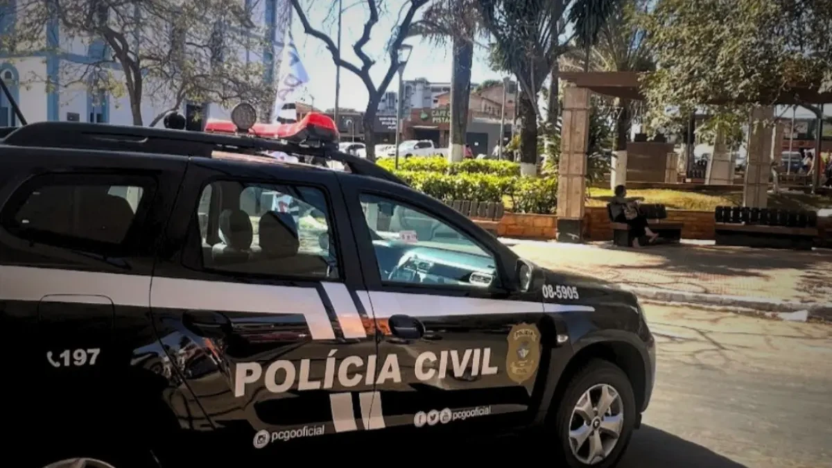 Imagem da viatura da PCGO