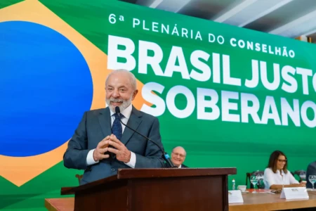Lula defende fim da escala de trabalho 6x1 em reunião do 'Conselhão' (Foto: Agência Brasil)