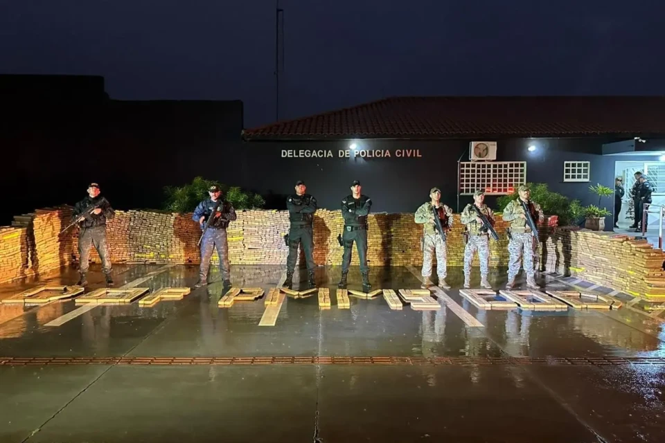 Imagem das equipes que participaram da operação