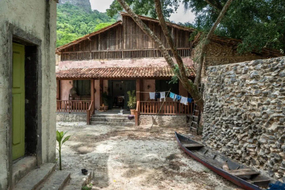 WhatsApp Image 2025-12-05 at 15.58.24 (3)