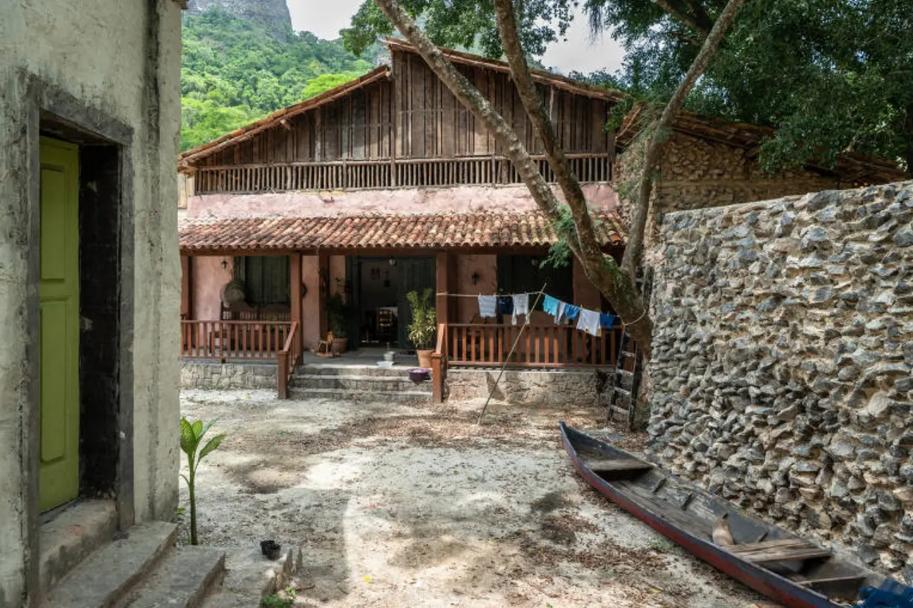 WhatsApp Image 2025-12-05 at 15.58.24 (3)