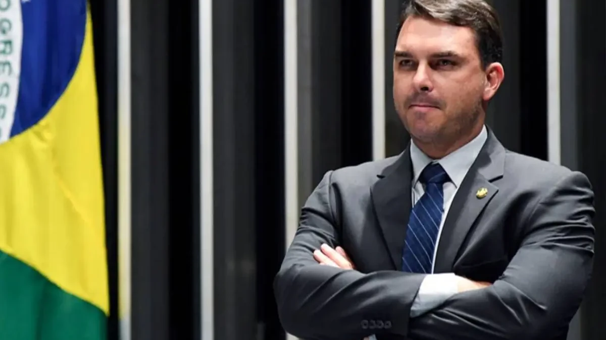 Flávio confirma que vai disputar Presidência em 2026: 'Bolsonaro me conferiu a missão' (Foto: Agência Senado)