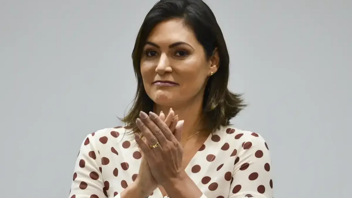 Michelle declara apoio a Flávio Bolsonaro após desentendimento: 'Que Deus te abençoe '(Foto: Agência Brasil)