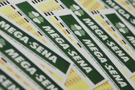 Mega-Sena acumula, mas paga R$ 84 mil para dois apostadores de Goiás (Foto: Agência Brasil)