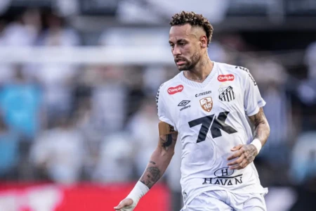 Neymar em partida pelo Santos