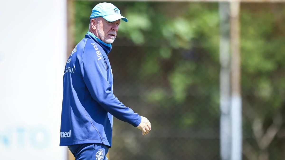 Mano Menezes se despede do Grêmio após fim da temporada