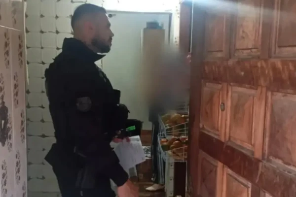 Polícia cumpre mandados contra grupo suspeito de estelionato e lavagem de dinheiro (Foto: PCGO)