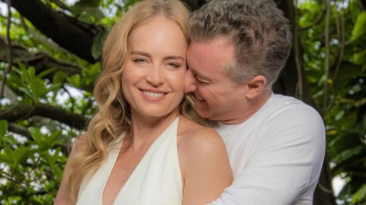 Angélica conta que tem "gaveta cheia" de vibradores e revela reação de Luciano Huck Apresentadora presentou a própria mãe com um vibrador