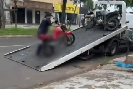 imagem dos veículos apreendidos