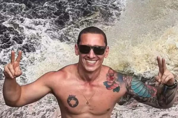 0e210e51-94a9-4bea-a0fb-33947188011a