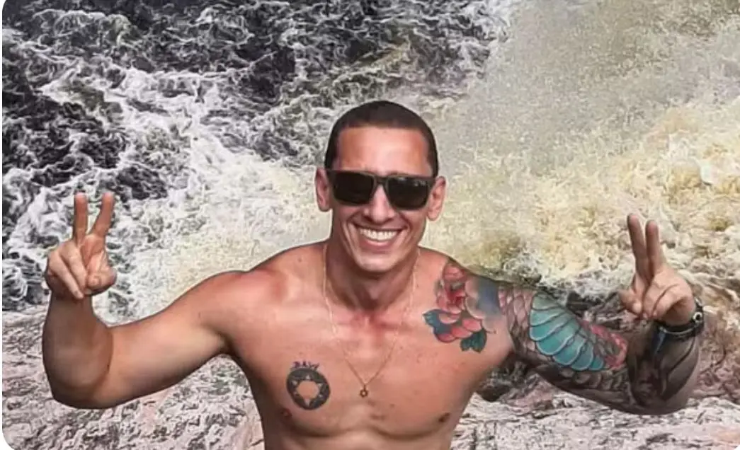 0e210e51-94a9-4bea-a0fb-33947188011a