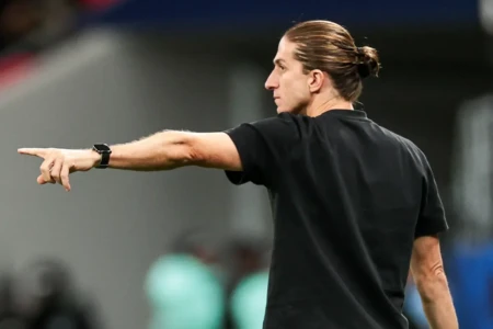 Filipe Luís, treinador do Flamengo