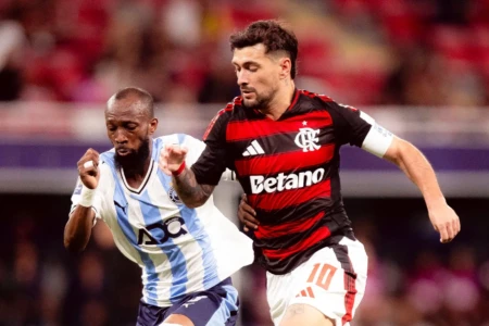 Arrascaeta em jogo do Flamengo