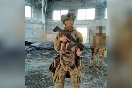 Foto do jovem na Ucrânia