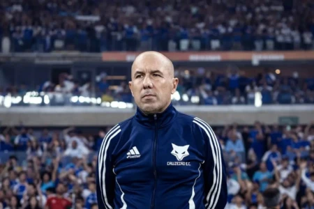Cruzeiro anuncia anuncia saída de Leonardo Jardim