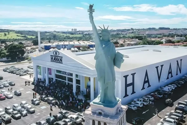 Havan inaugura loja em Goiânia e bate recorde histórico; saiba qual Nova loja foi aberta neste sábado (31/1) Luciano Hang