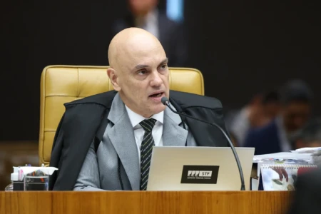 Moraes aciona governo Lula para pedir aos EUA extradição de Ramagem (Foto: STF)