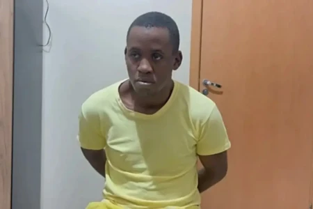 Imagem do réu durante depoimento