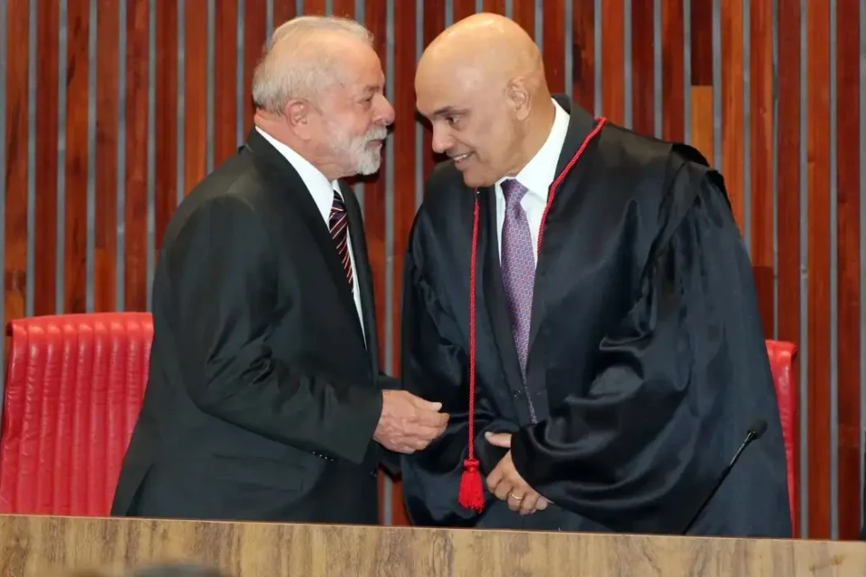 Lula diz que pediu a Trump o fim de sanções a outros ministros Falas foram dadas horas após a retirada da sanção a Alexandre de Moraes