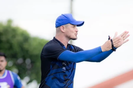 Augusto Fassina, técnico do Goiatuba