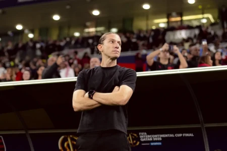 Filipe Luís em jogo do Flamengo