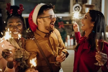 Ranking mostra as 10 músicas natalinas mais tocadas no Brasil; veja a lista músicas com “Natal” no título mais regravadas no país