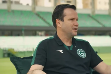 Daniel Paulista em entrevista no Goiás.