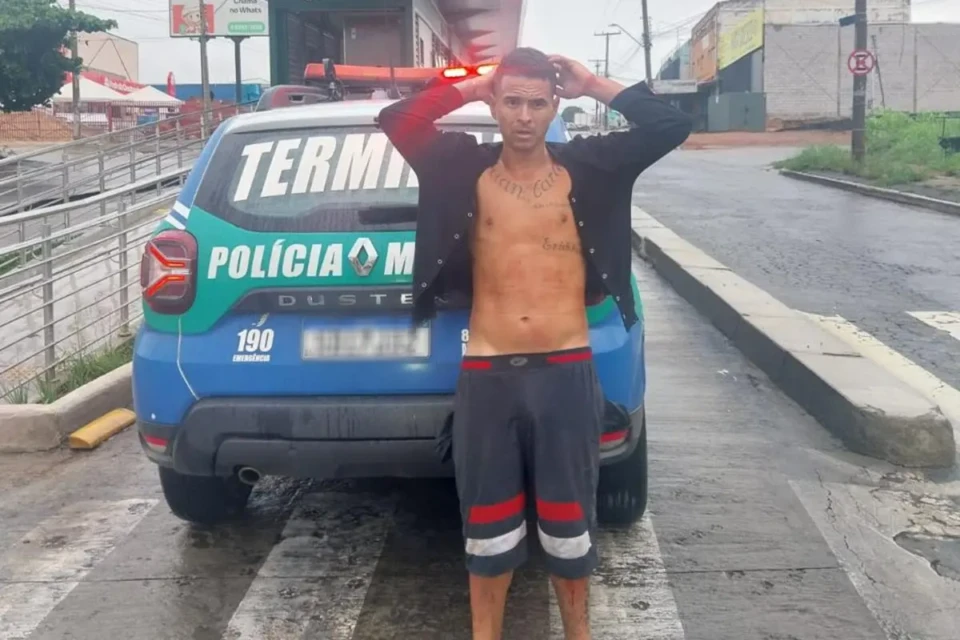 suspeito x facada