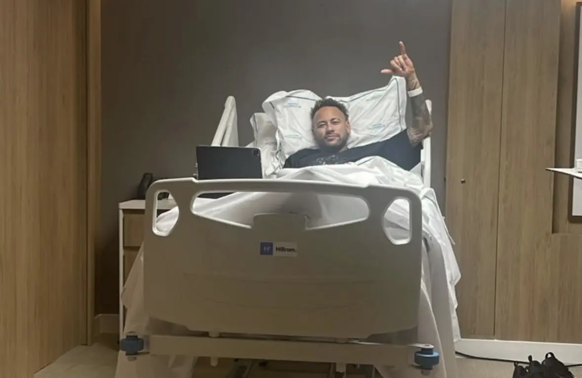 Neymar realiza cirurgia para corrigir lesão no menisco; confira o prazo de recuperação do atacante | Mais Goiás