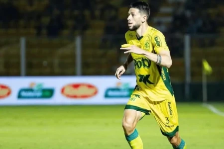 Jemmes em partida pelo Mirassol