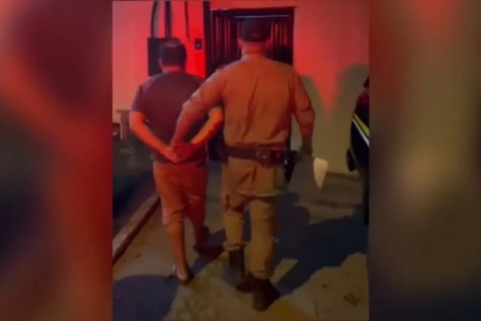 Imagem do homem preso