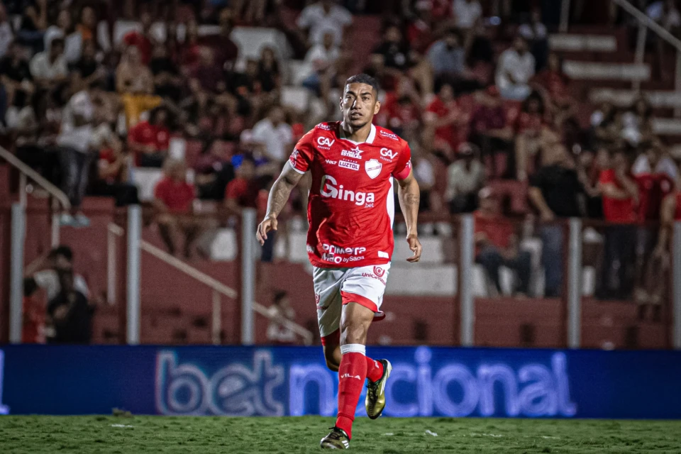 Ex-Vila Nova, Ralf pode reforçar o Guarani em 2026