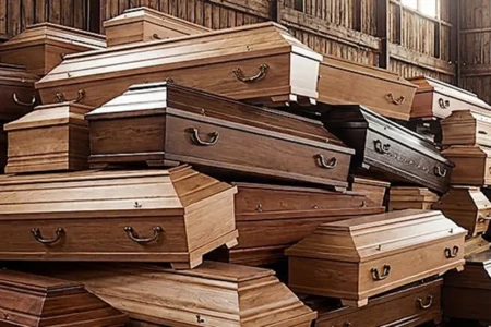 Goiânia tem 1º saldão de caixão do país; veja Acão acontece nos dias 27 e 28/12 e também nos dias 03 e 04/01