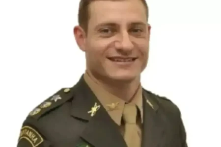 Tenente-coronel do Exército Guilherme Marques Almeida se entrega à PF em Goiânia