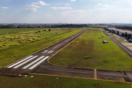 Incêndio em hangar destrói aviões em aeroporto no interior de São Paulo