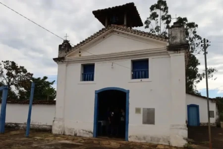 Qual a igreja mais antiga de Goiás? veja foto Conheça sua história de 300 anos no Marco Zero de Goiás, local é símbolo da fé fotos