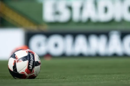 O que o tarô diz sobre o ano de Goiás, Vila Nova e Atlético Goianiense (Foto: Heber Gomes)