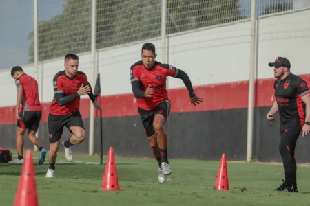 Igor Henrique foi um dos jogadores que chegaram ao Atlético Goianiense