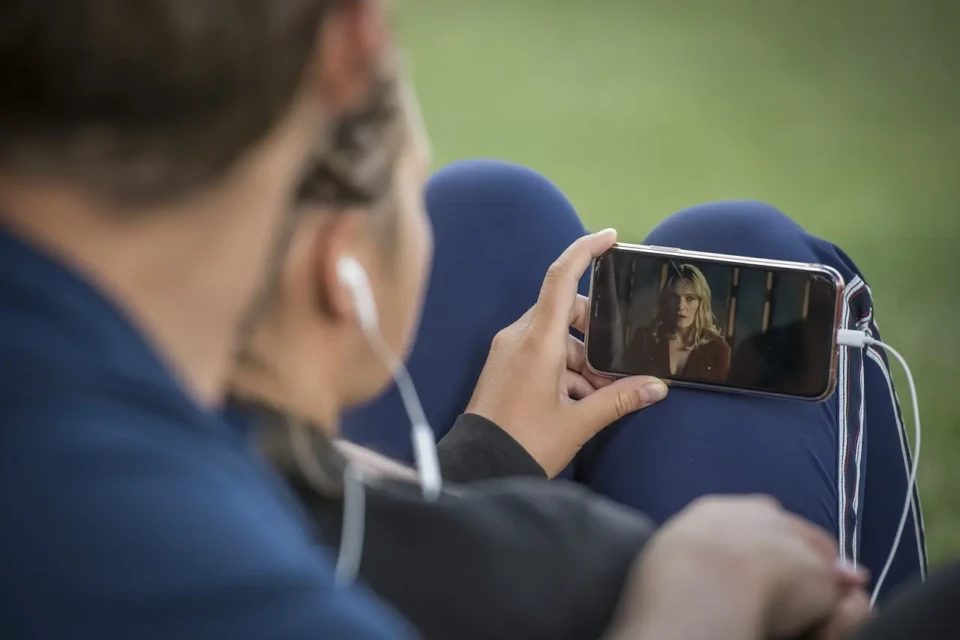 Julgamento histórico nos EUA: Meta e YouTube no banco dos réus por vício em redes sociais (Foto: Pixabay)