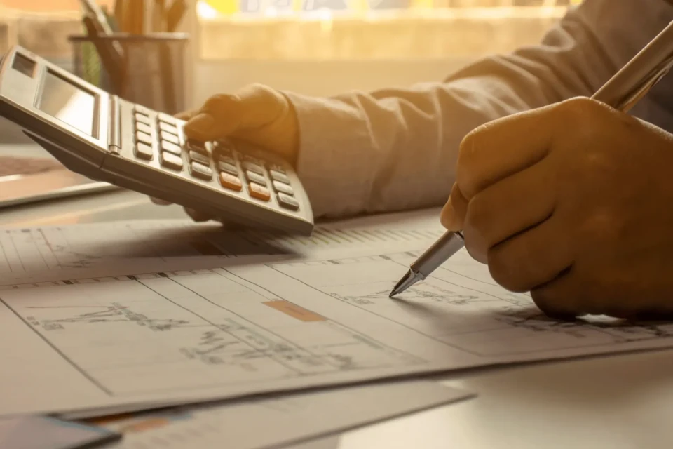 Procon Goiás divulga orientações para evitar endividamento dos consumidores em 2026