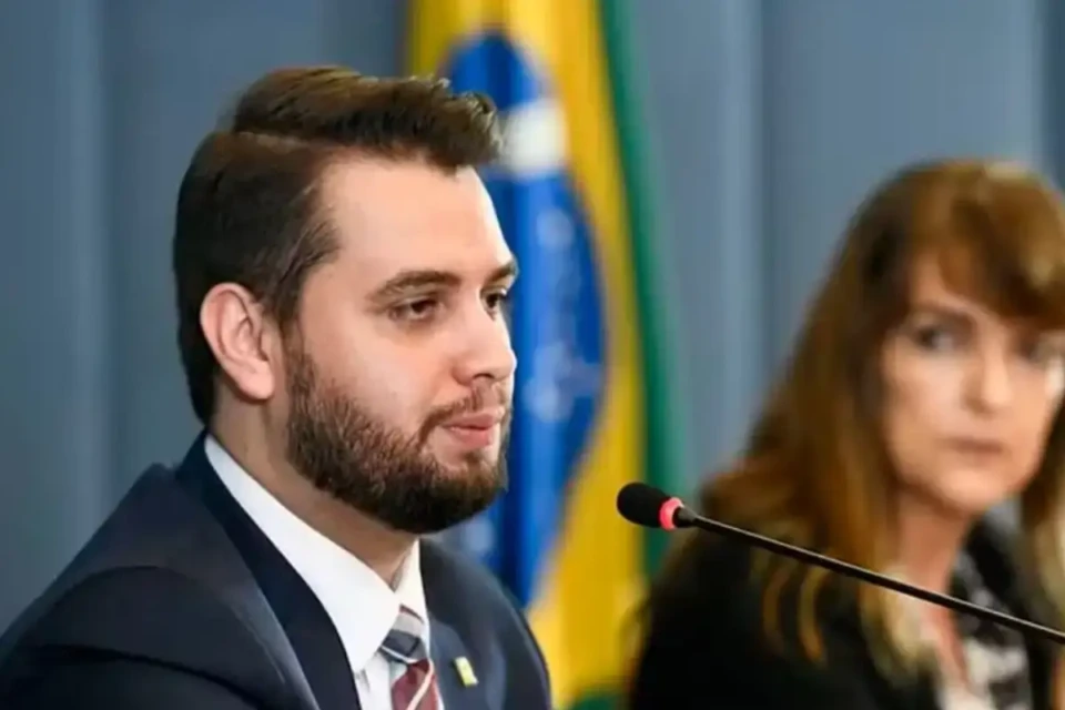 PF prende Filipe Martins, ex-assessor de Bolsonaro (Foto: Agência Brasil)