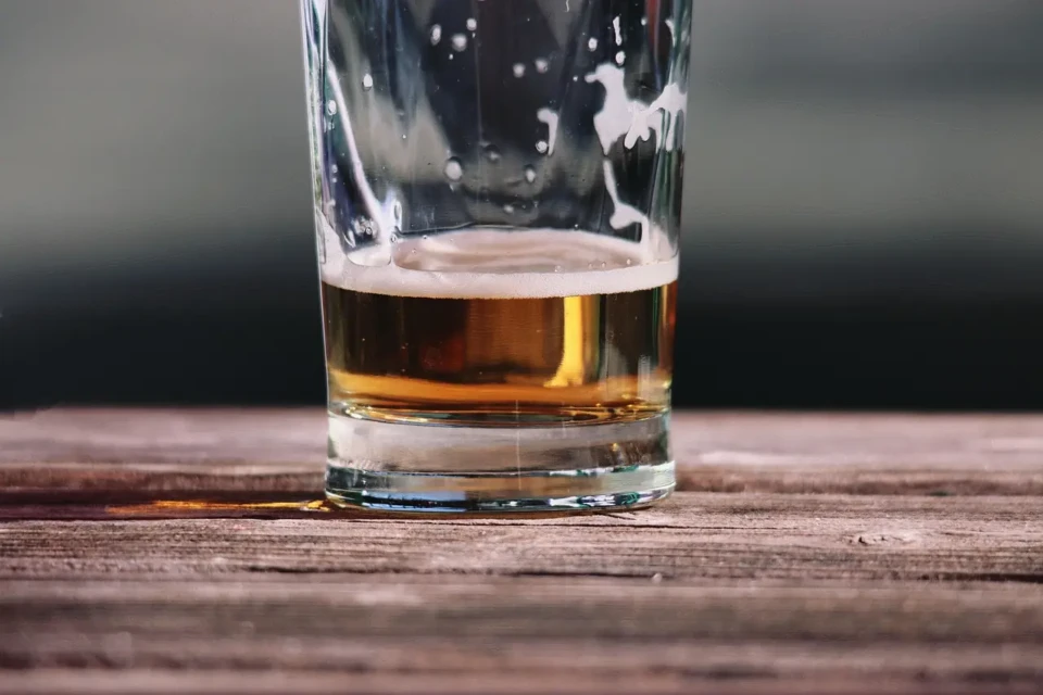 'Jesus' arrast4, pelo cabelo, mulher que não quis ir embora com ele de um bar em Anápolis (Foto: Pixabay)