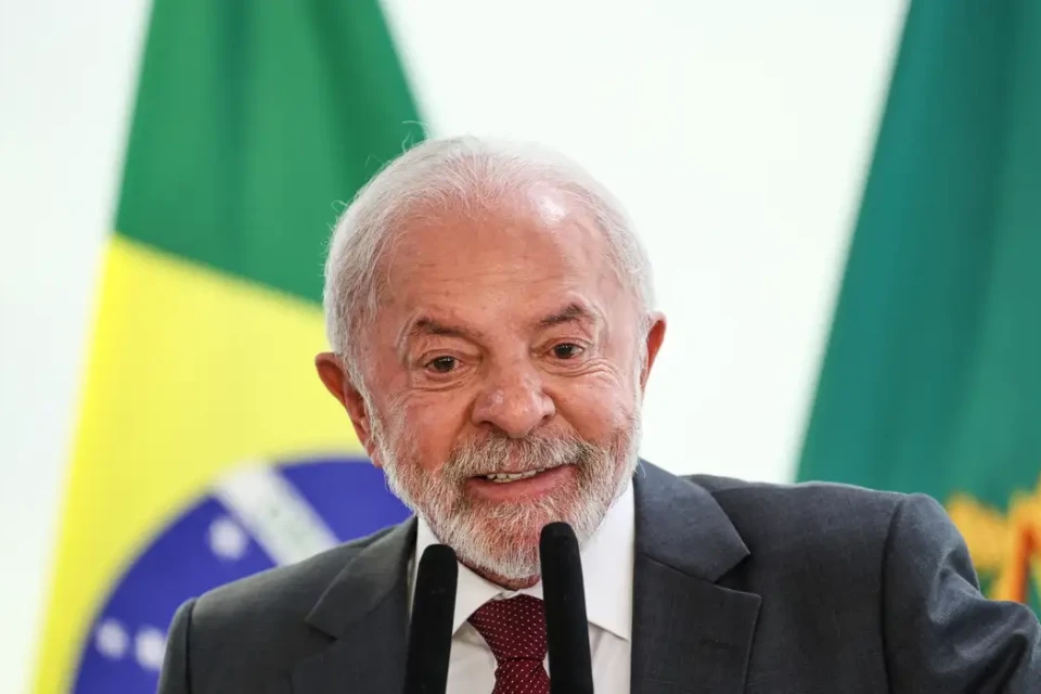 Governo Lula prepara reunião de emergência após captura de Maduro