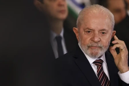 Lula condena ataques dos EUA à Venezuela