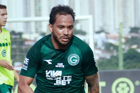 Lourenço, meia do Goiás