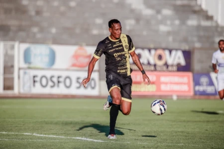 Marcão, atacante do Cascavel