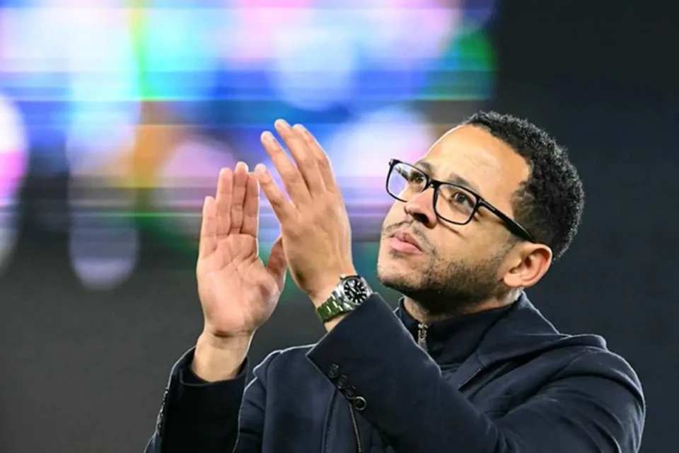 Liam Rosenior, novo treinador do Chelsea
