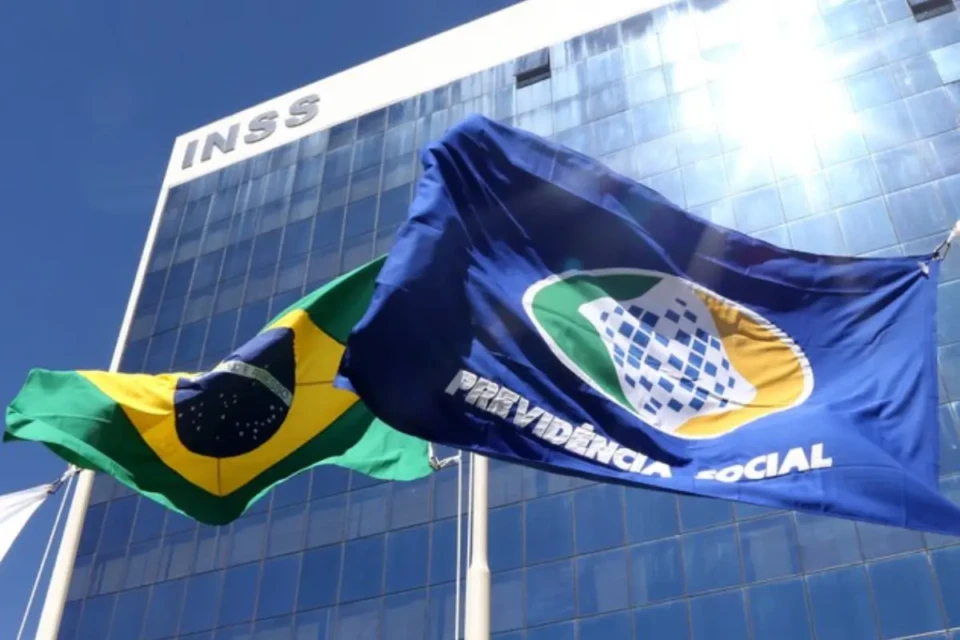 Lula sanciona lei que proíbe desconto automático no INSS (Foto: Governo federal)