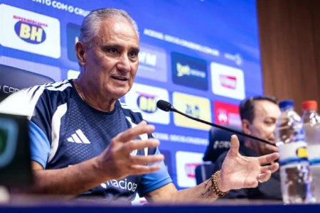Tite em apresentação no Cruzeiro